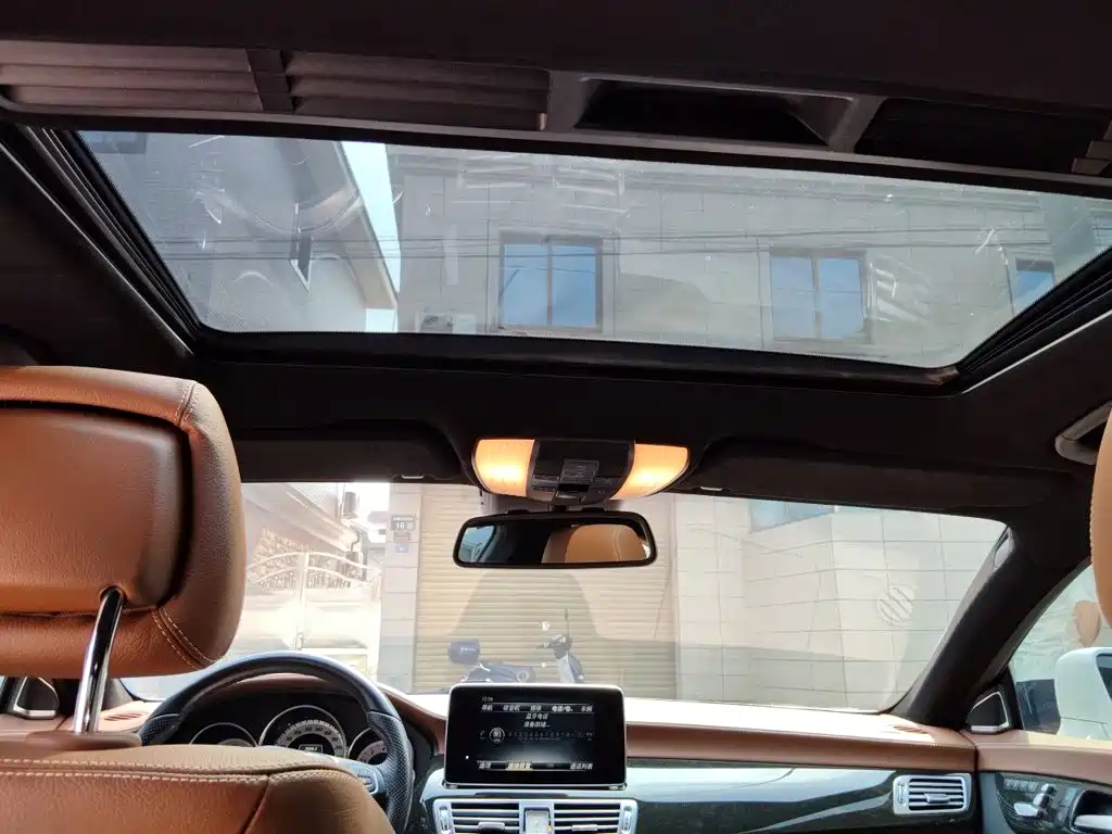 Mercedes-Benz CLS — миниатюра 14