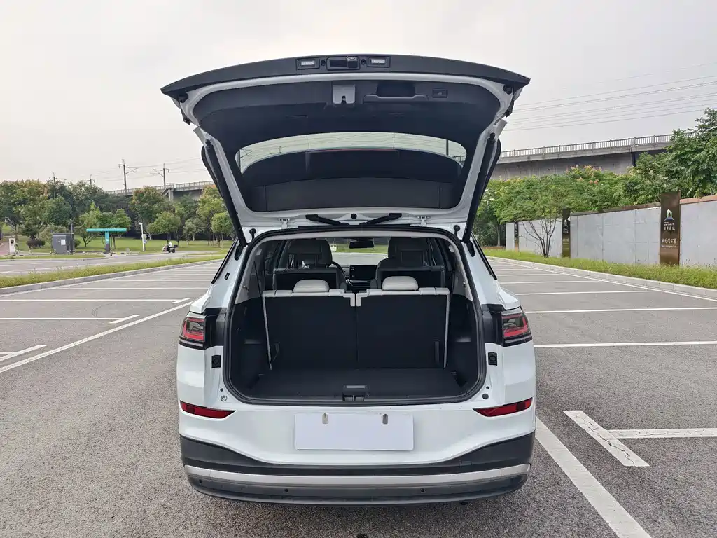 Volkswagen ID.6 X — миниатюра 9