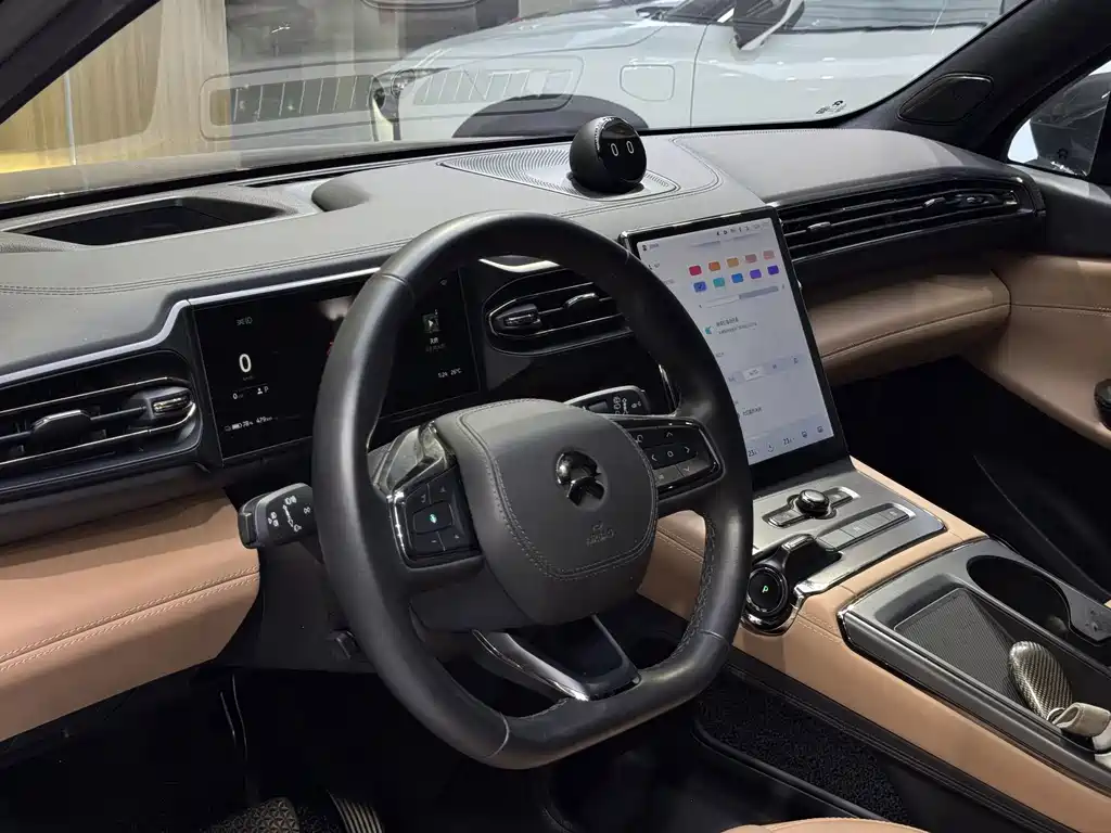 NIO ES6 — миниатюра 12