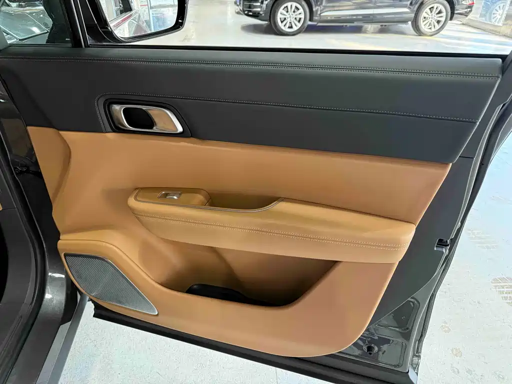 Li Auto Li ONE — миниатюра 23