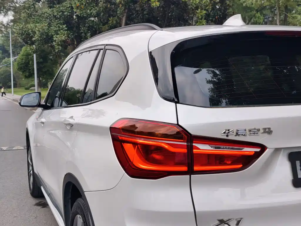 BMW X1 — миниатюра 15