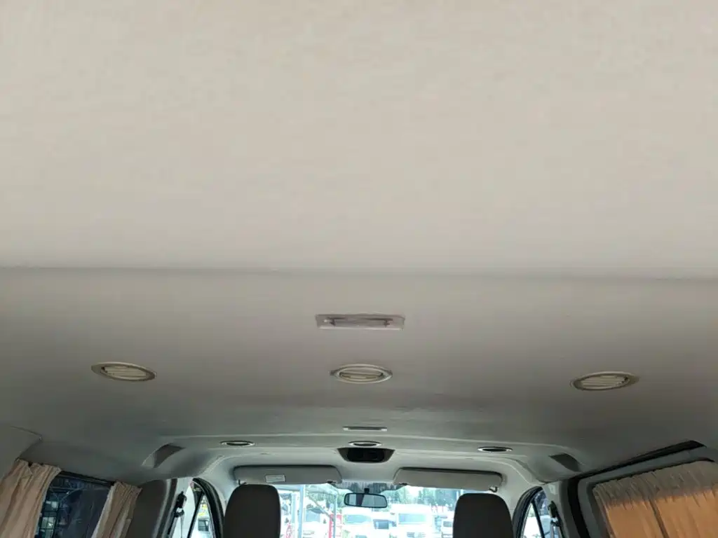Ford Transit — миниатюра 18