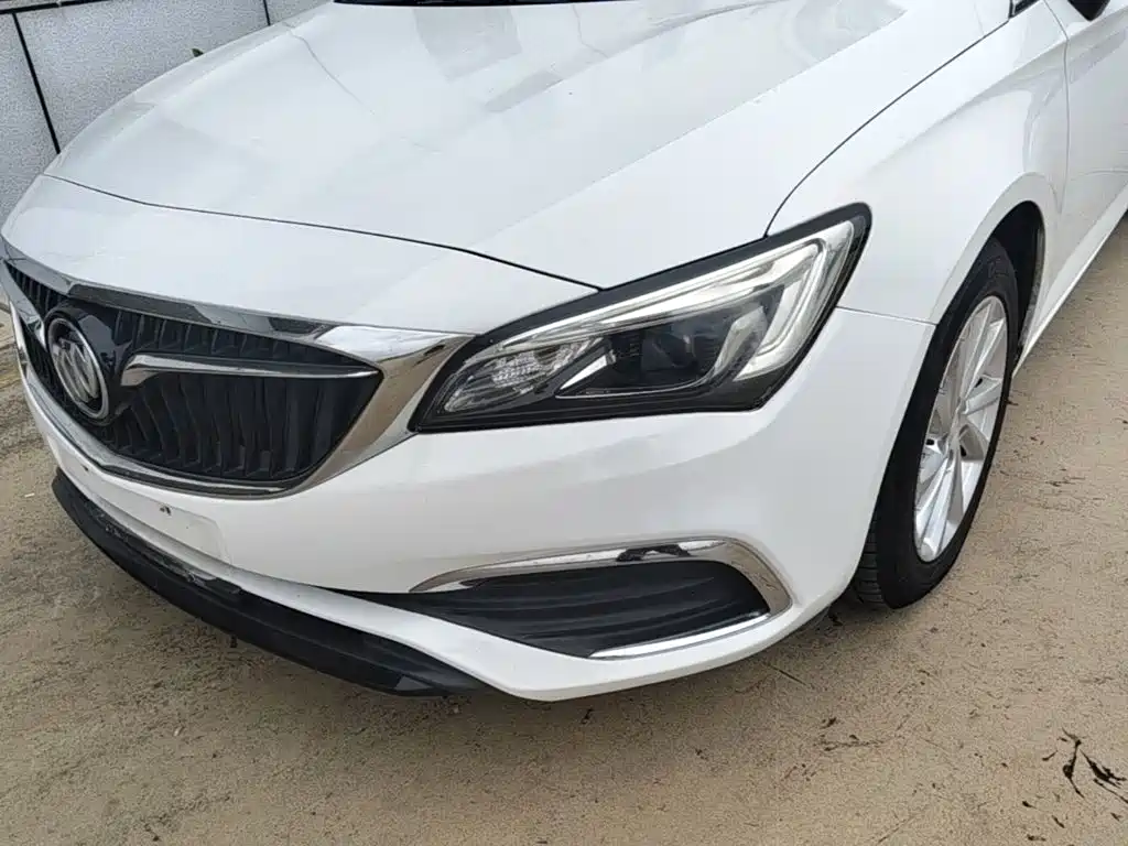 Buick Verano — миниатюра 24