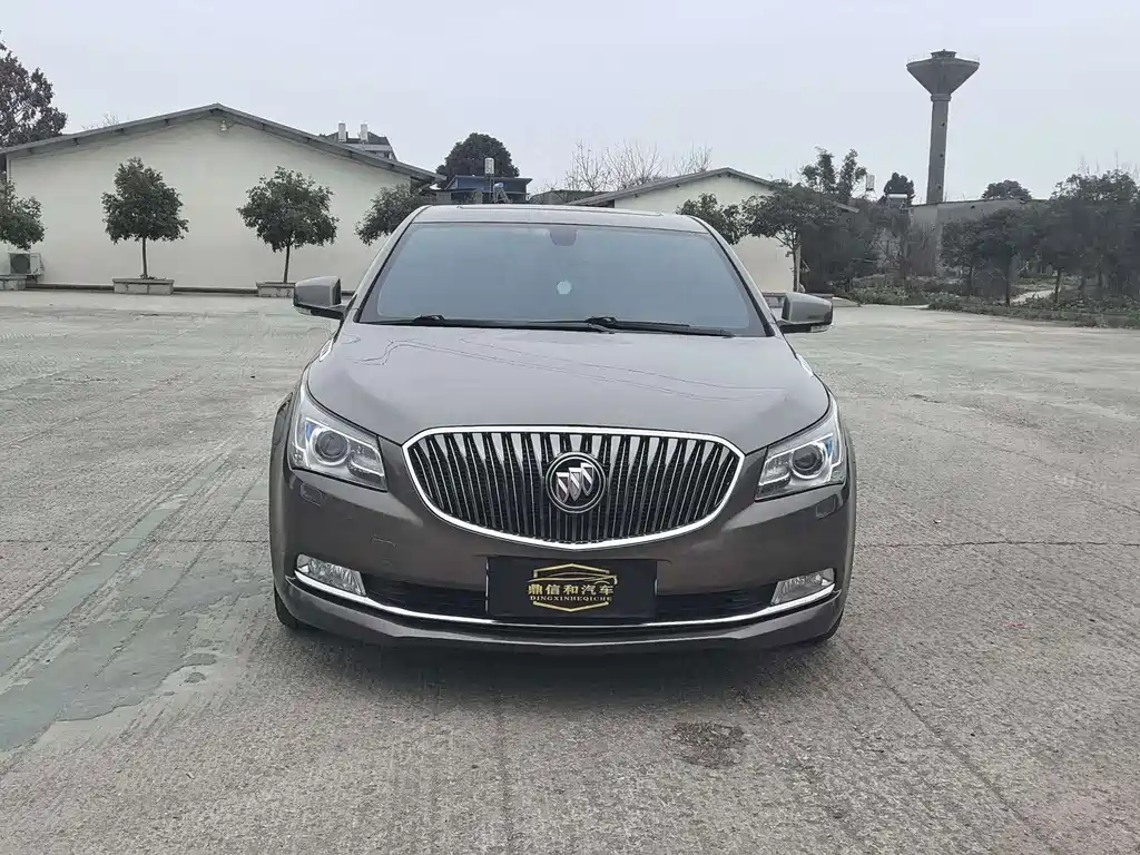Buick LaCrosse — миниатюра 2