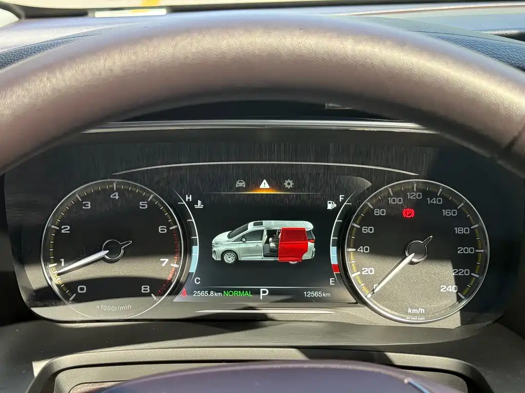 GAC Motor Trumpchi M8 — миниатюра 15