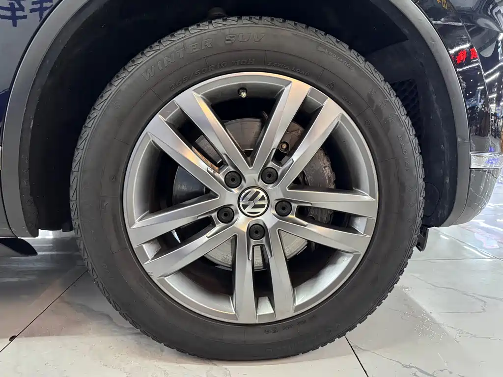 Volkswagen Touareg — миниатюра 11