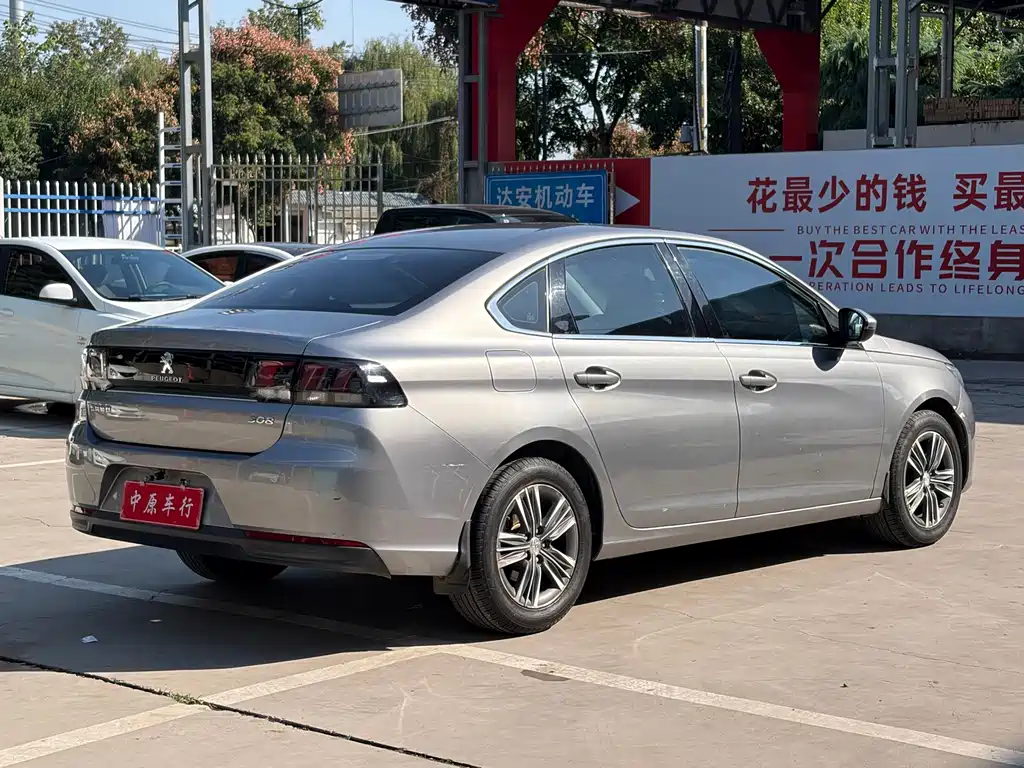Peugeot 308 — миниатюра 19