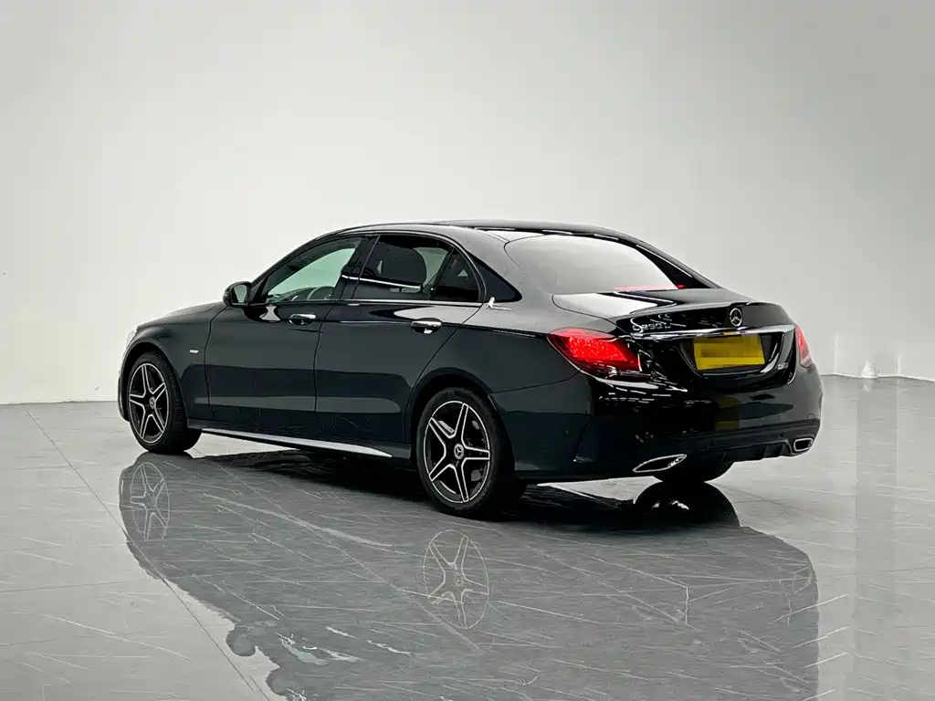 Mercedes-Benz C-Class — миниатюра 4
