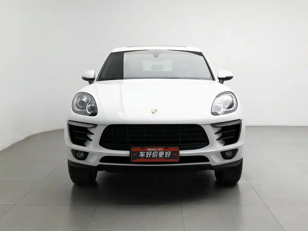 Porsche Macan — миниатюра 3