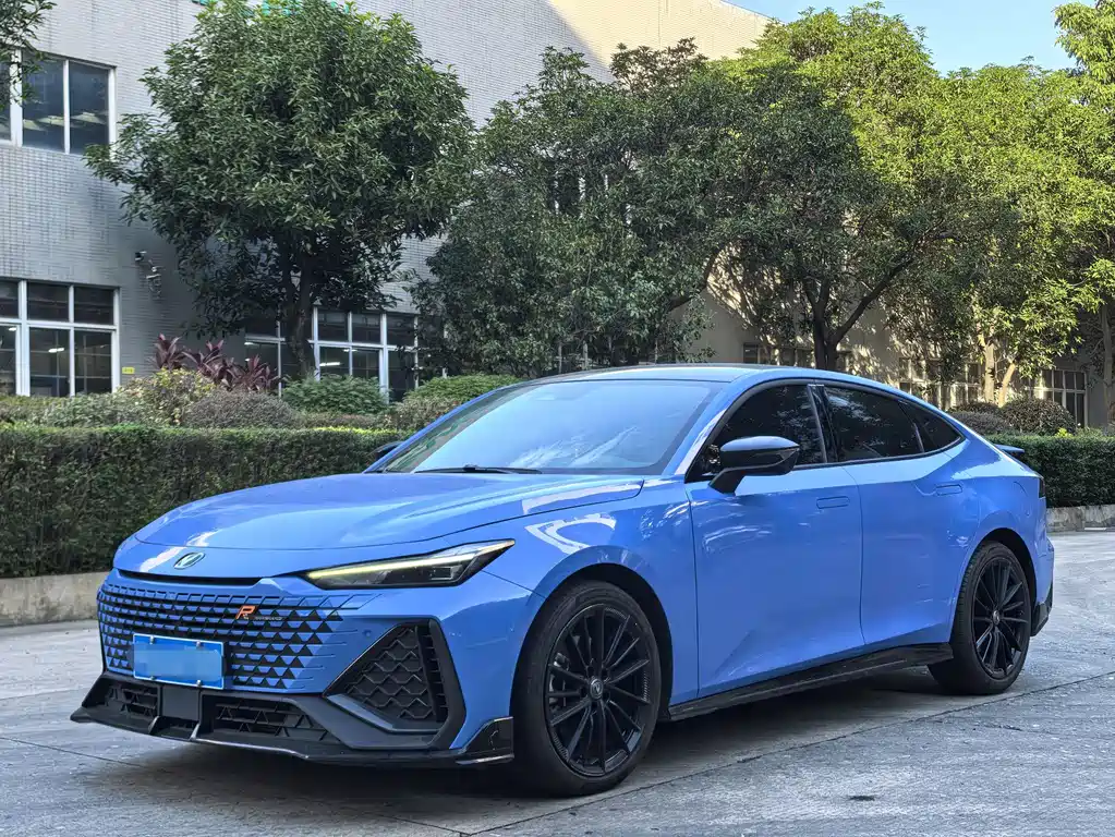 Changan UNI-V 2022