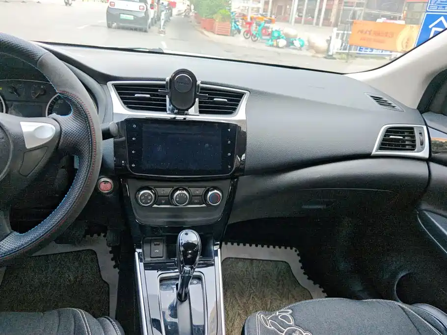 Nissan Sylphy — миниатюра 13