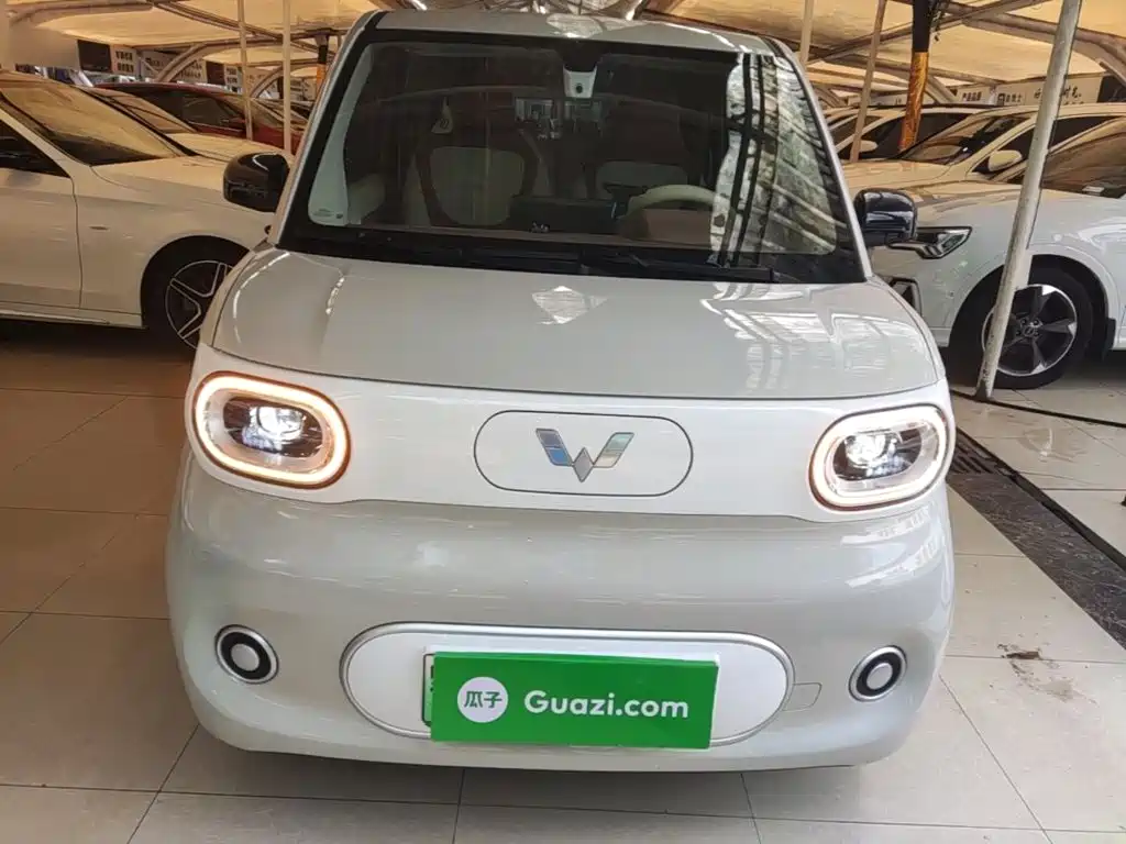 Wuling MINIEV — миниатюра 3