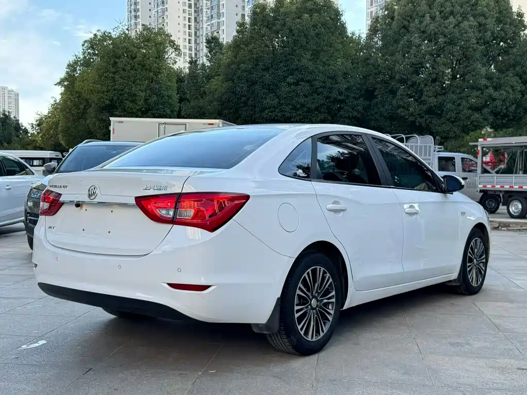Buick Excelle — миниатюра 6