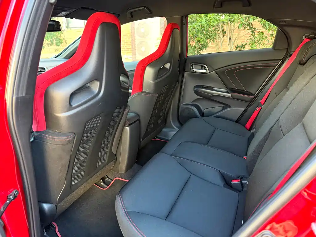 Honda Civic (Import) — миниатюра 11