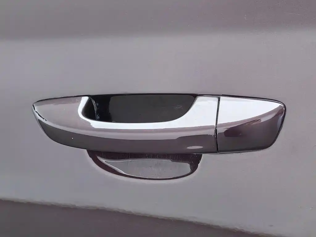 Skoda Superb — миниатюра 18