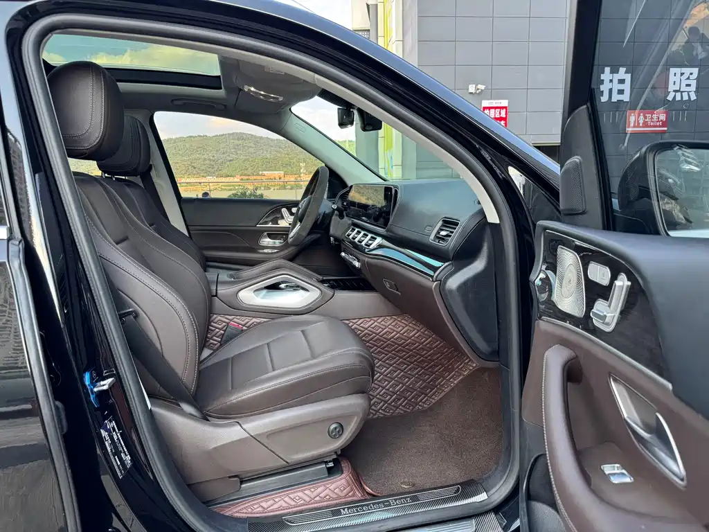 Mercedes-Benz GLE (Import) — миниатюра 19