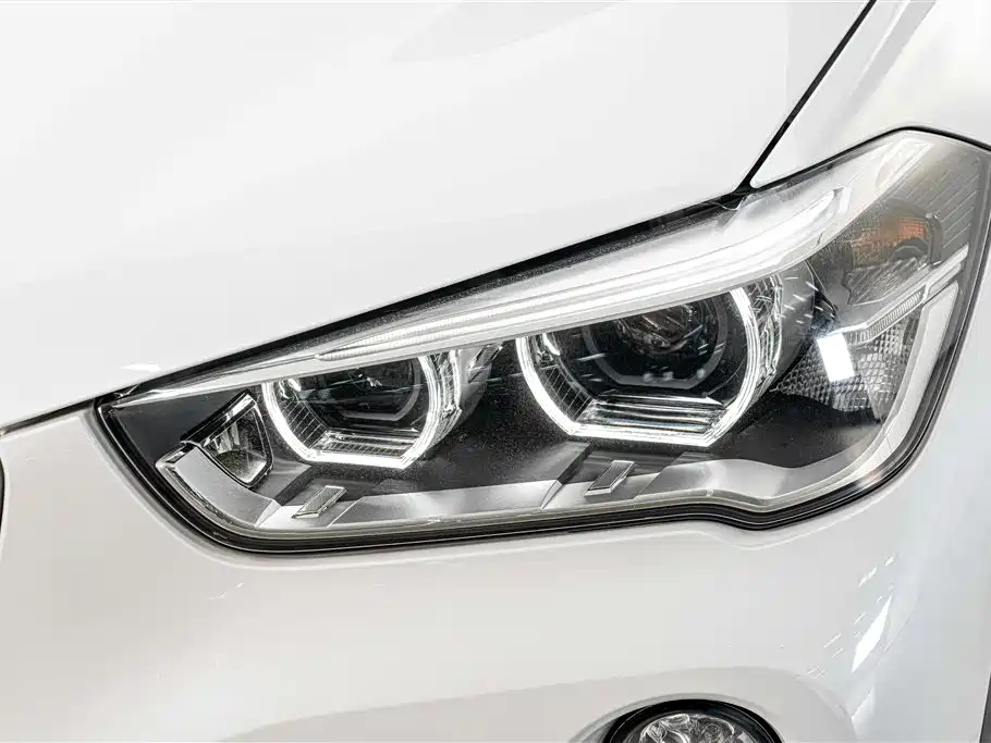 BMW X1 — миниатюра 4