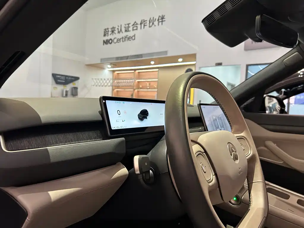 NIO ES8 — миниатюра 13