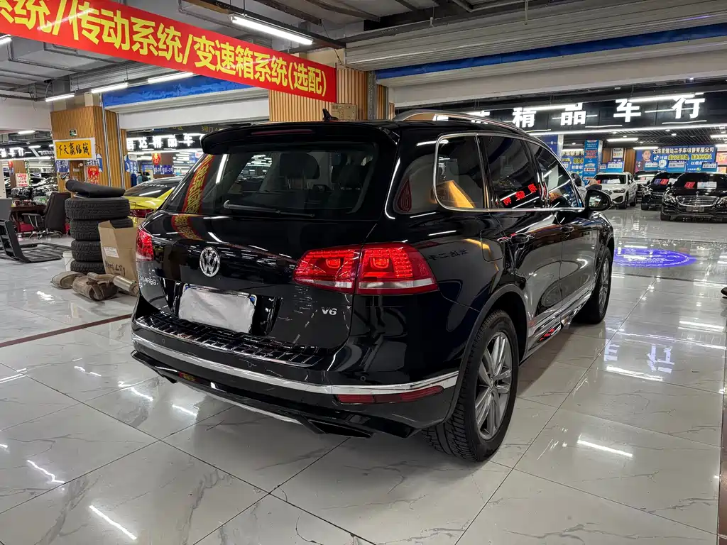 Volkswagen Touareg — миниатюра 10
