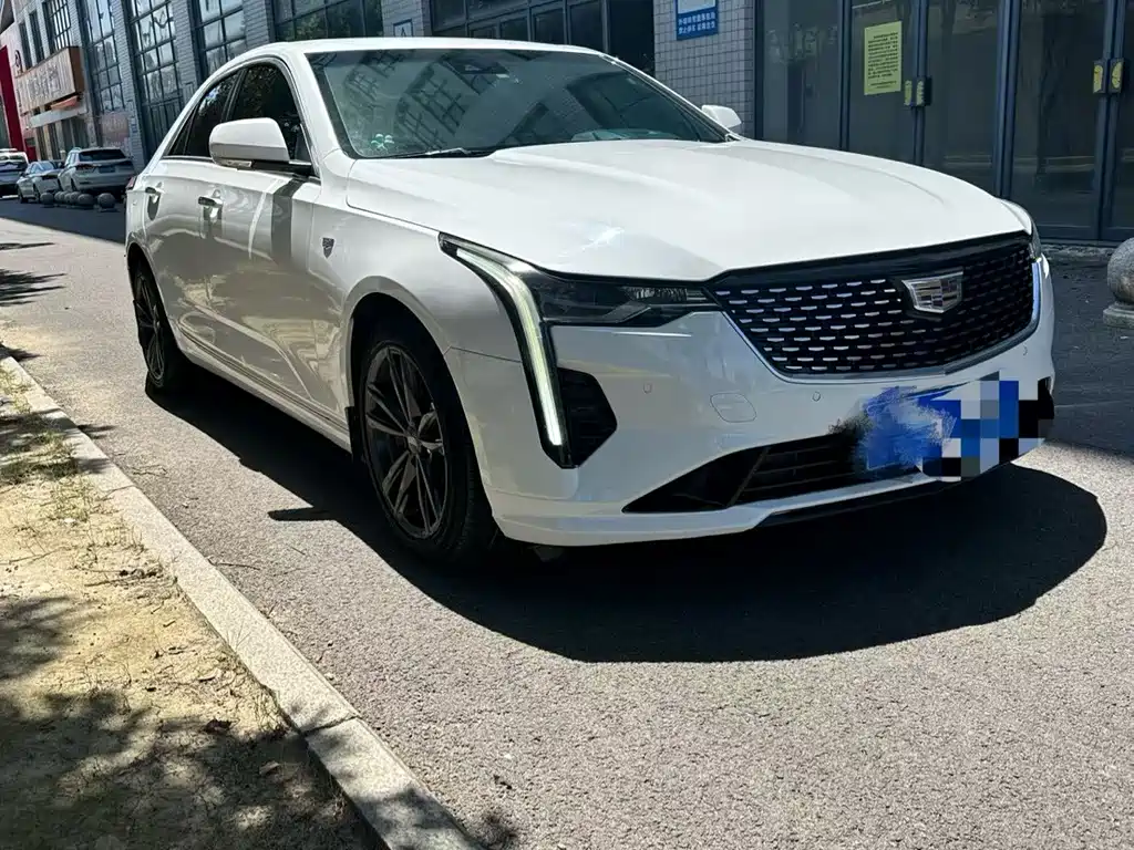 Cadillac CT4 — миниатюра 3