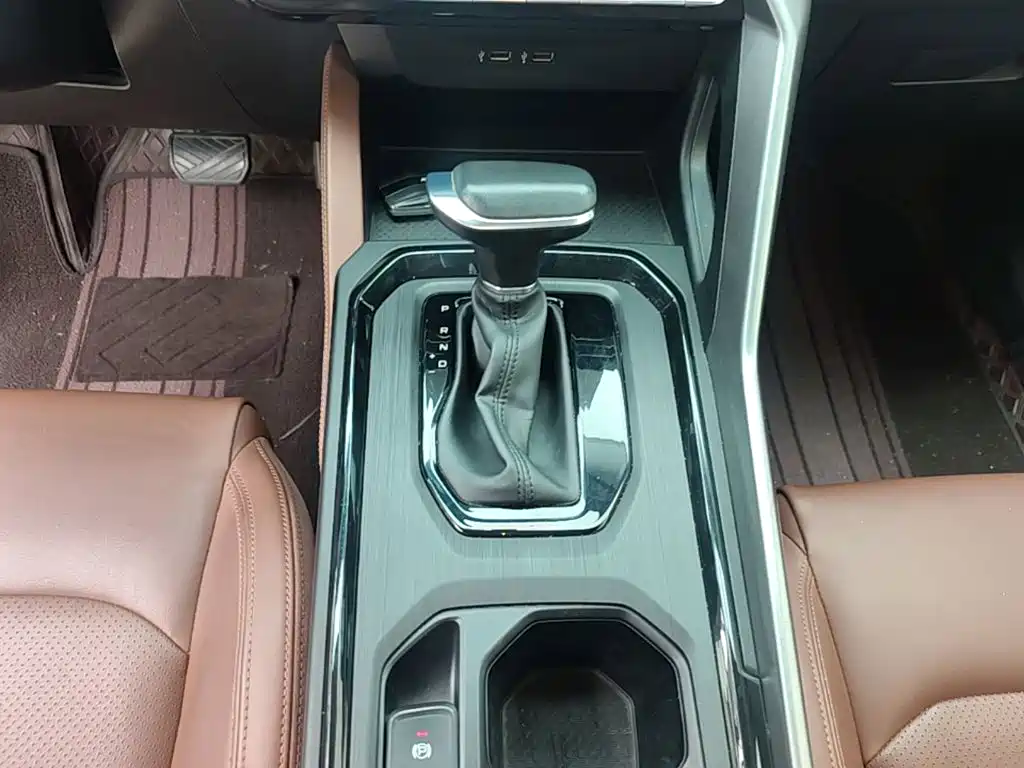 Geely Vision X6 — миниатюра 14