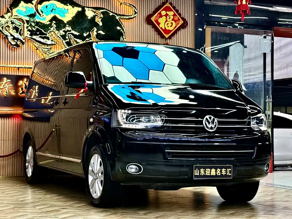 Volkswagen Multivan — миниатюра 4