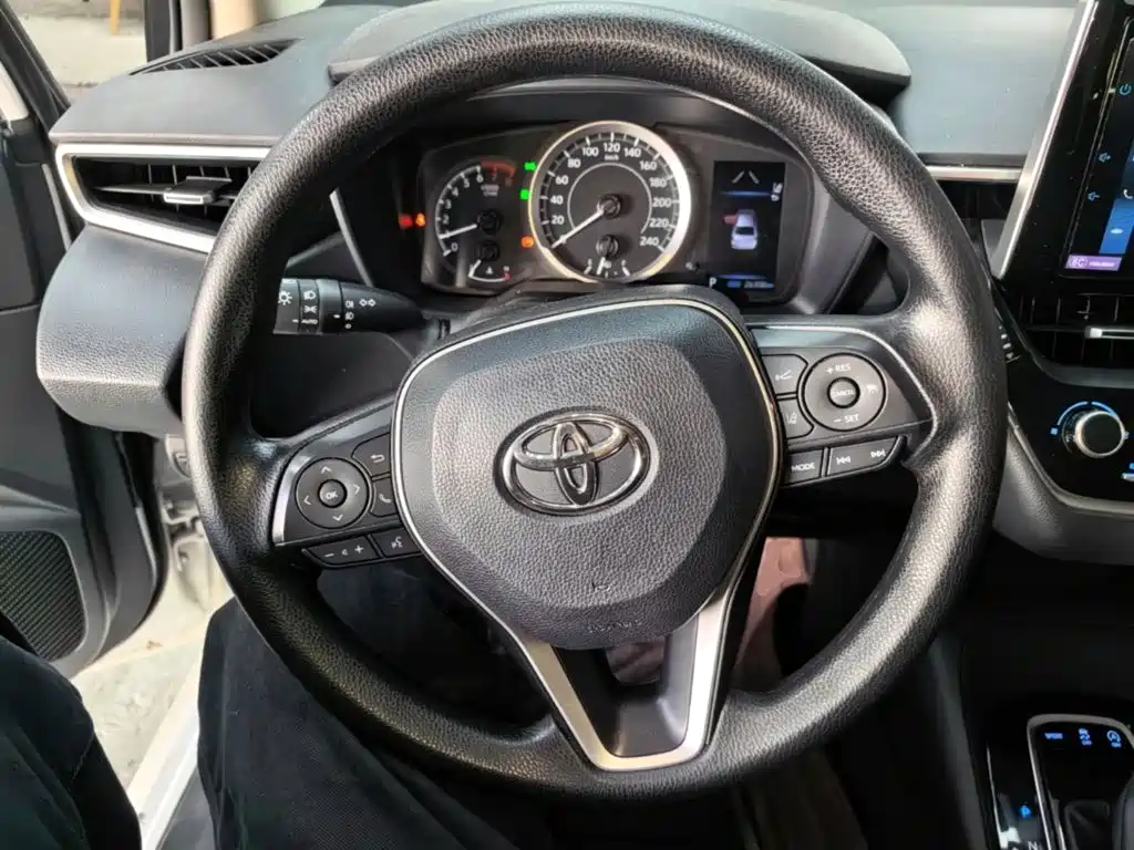 Toyota Corolla — миниатюра 11