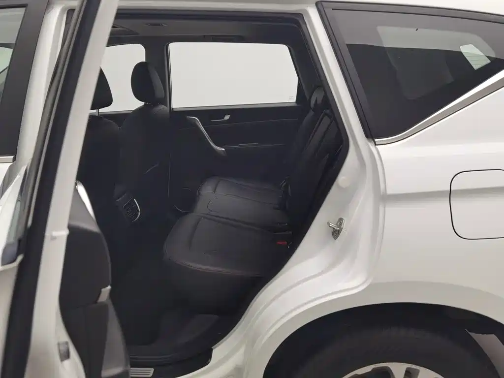 Haval M6 — миниатюра 15