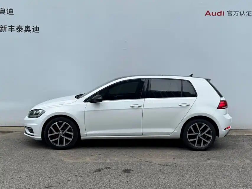 Volkswagen Golf — миниатюра 21