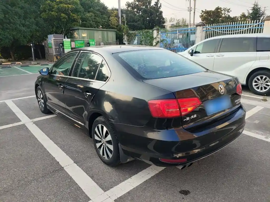 Volkswagen Sagitar — миниатюра 5