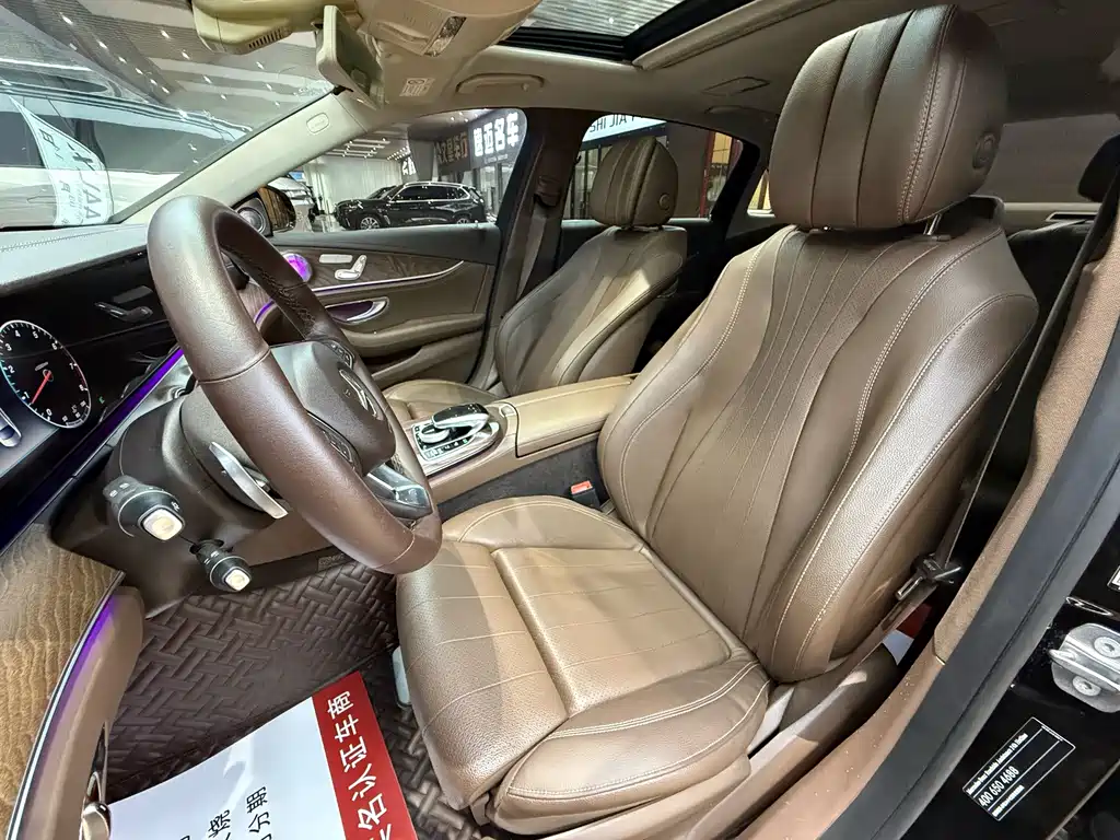 Mercedes-Benz E-Class — миниатюра 18