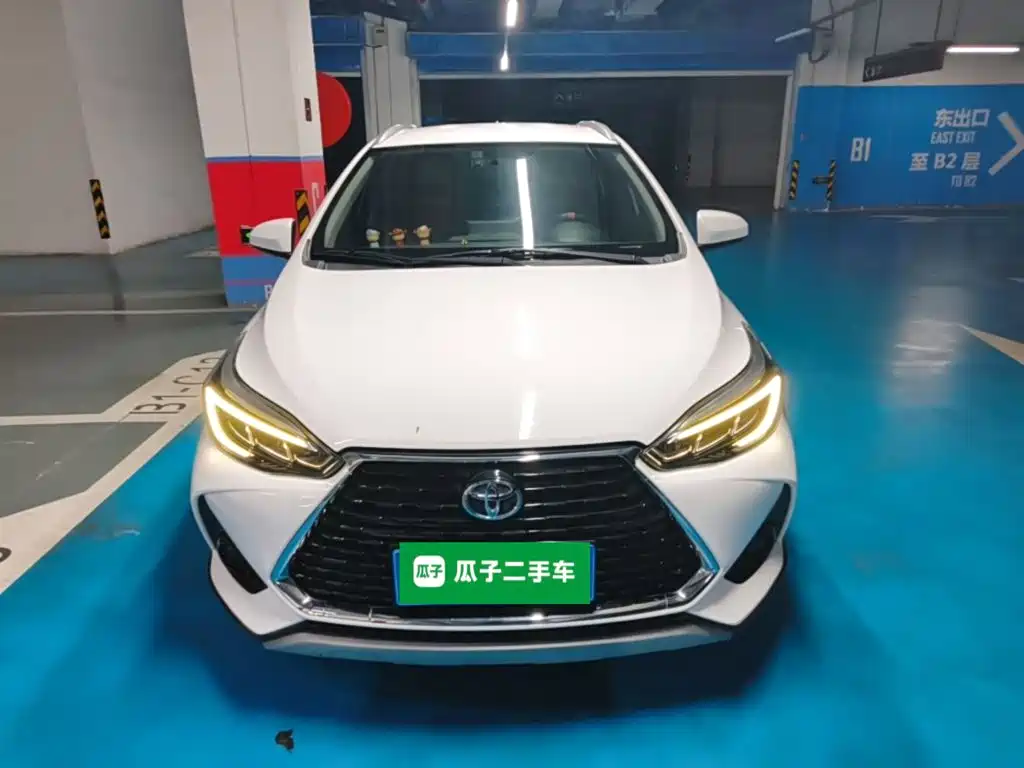 Toyota Yaris L — миниатюра 2