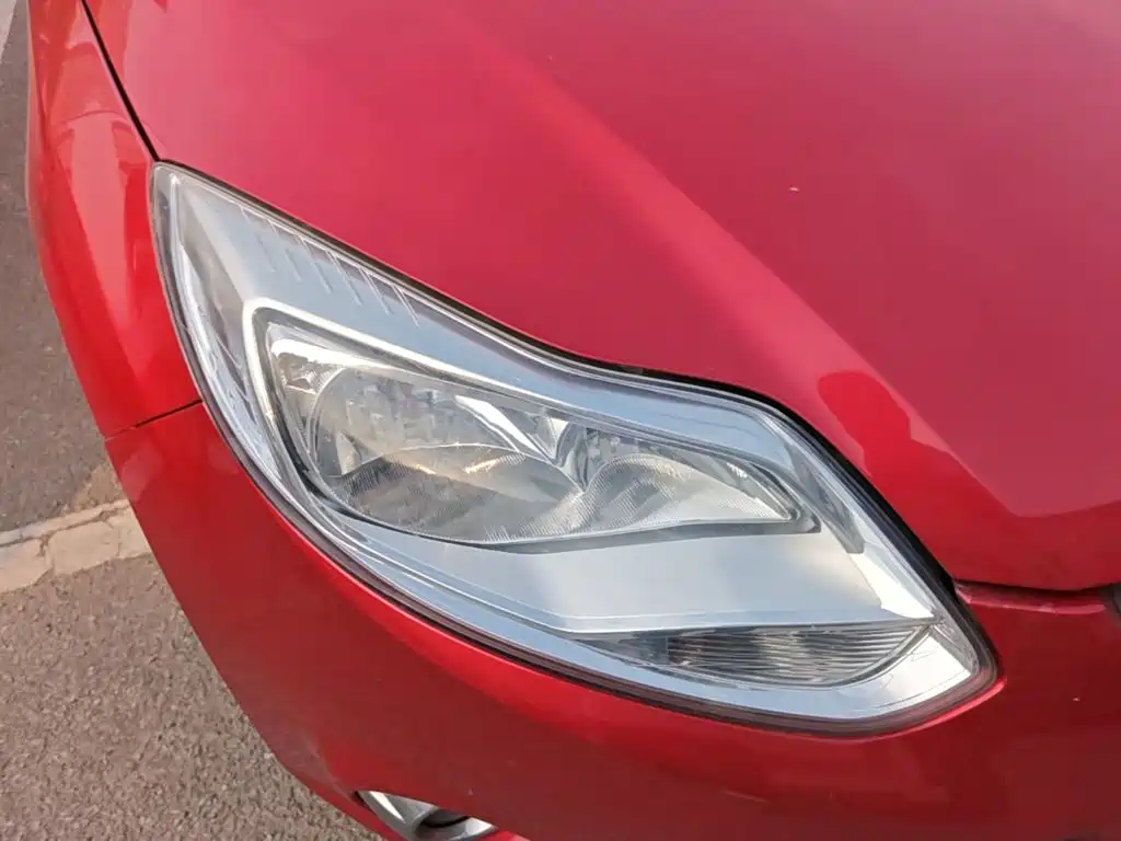 Ford Focus — миниатюра 11