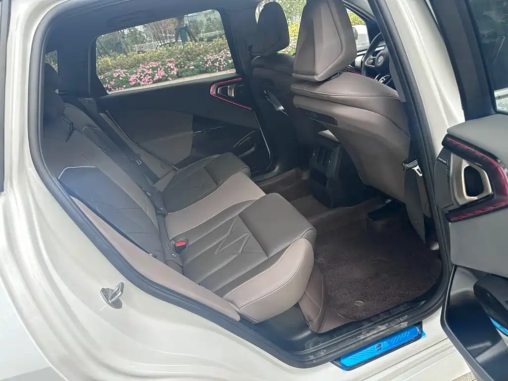 BMW X3 — миниатюра 12