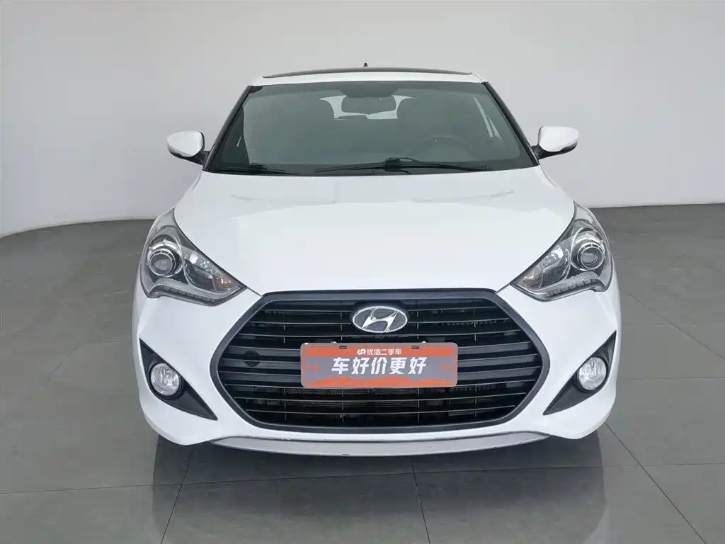 HYUNDAI VELOSTER