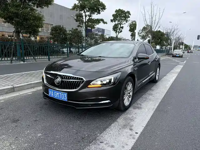 BUICK LACROSSE 2019