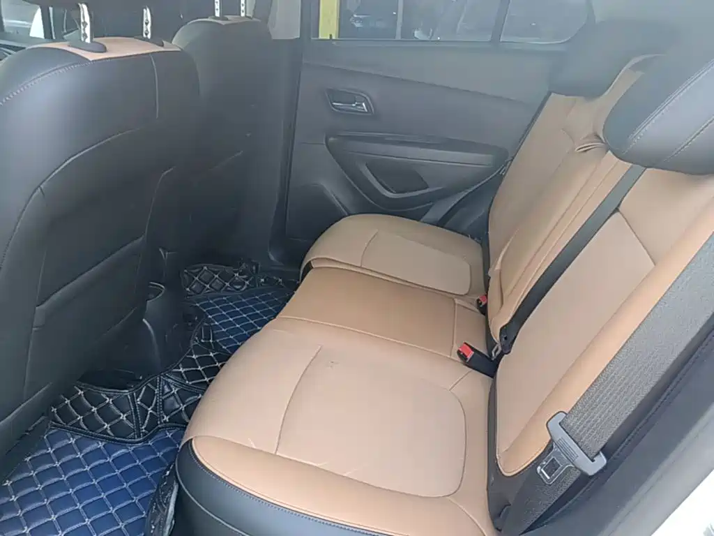 Chevrolet Trax — миниатюра 17