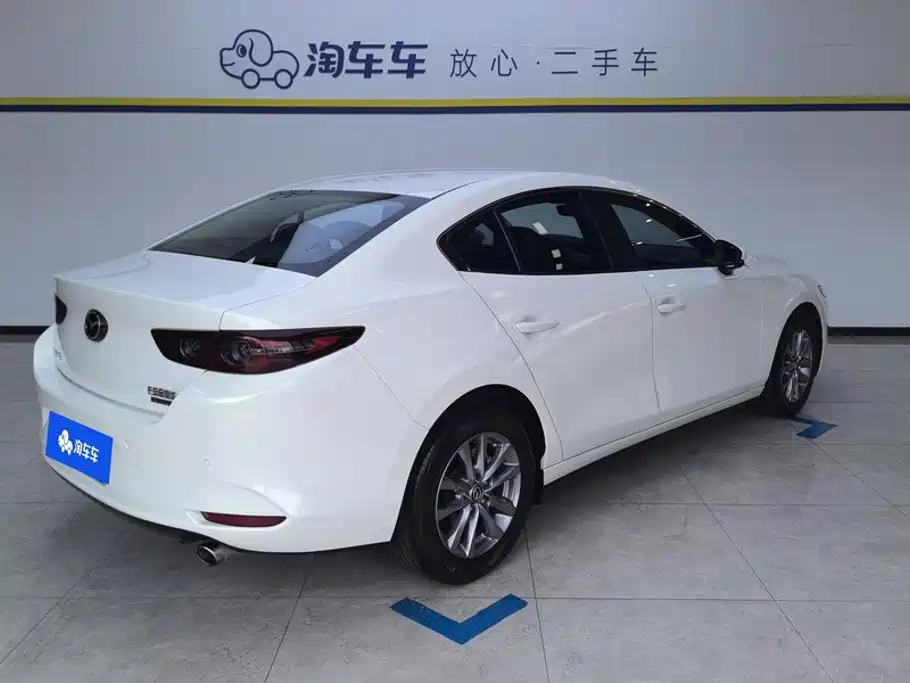 Mazda 3 Axela — миниатюра 3