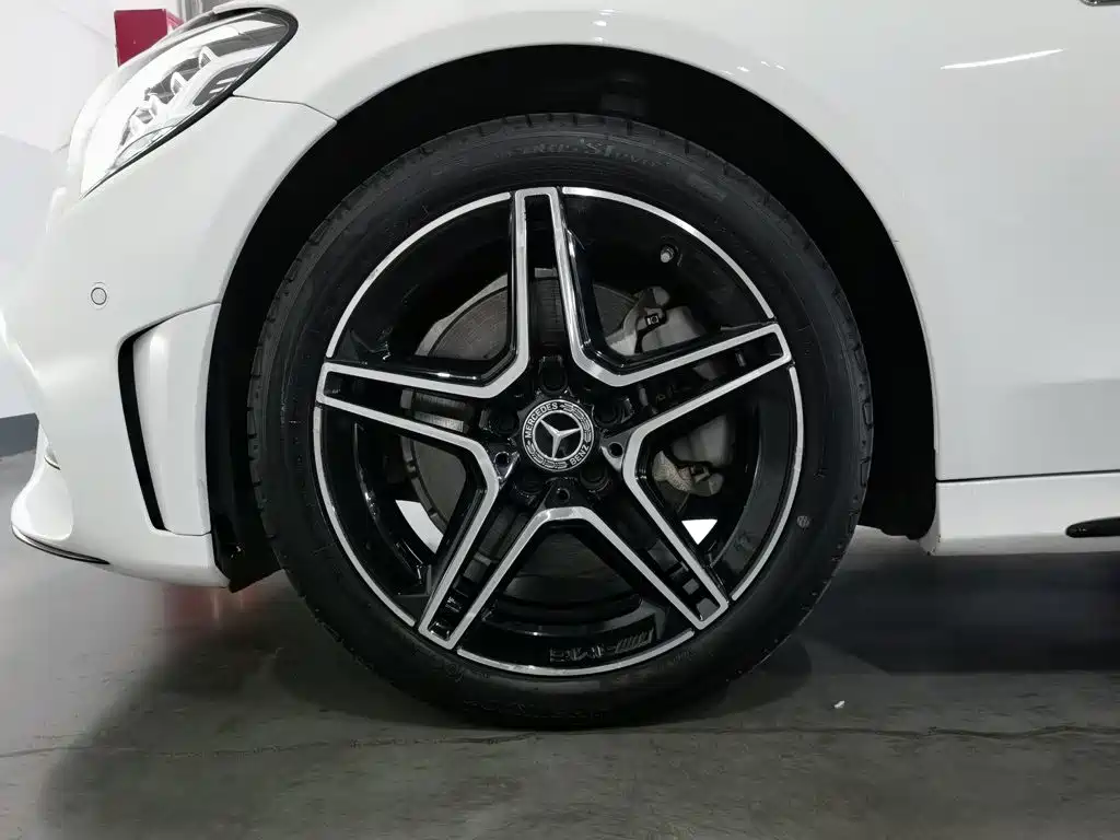 Mercedes-Benz C-Class — миниатюра 17