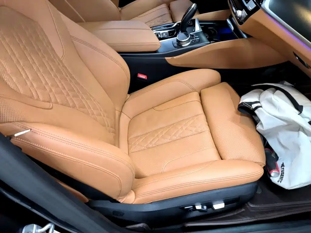 BMW 5 Series (Import) — миниатюра 25
