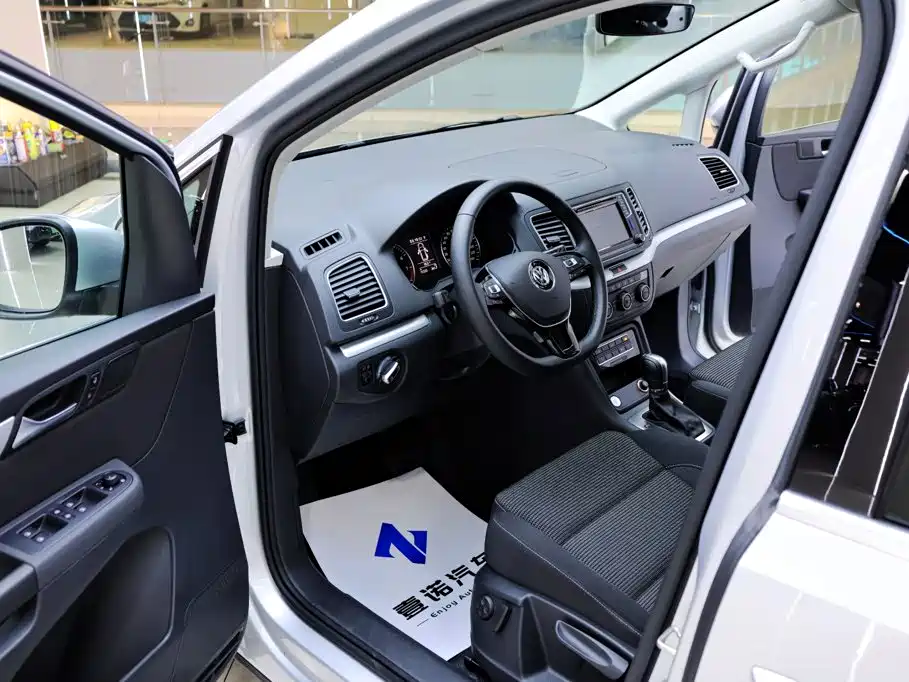 Volkswagen Sharan — миниатюра 16