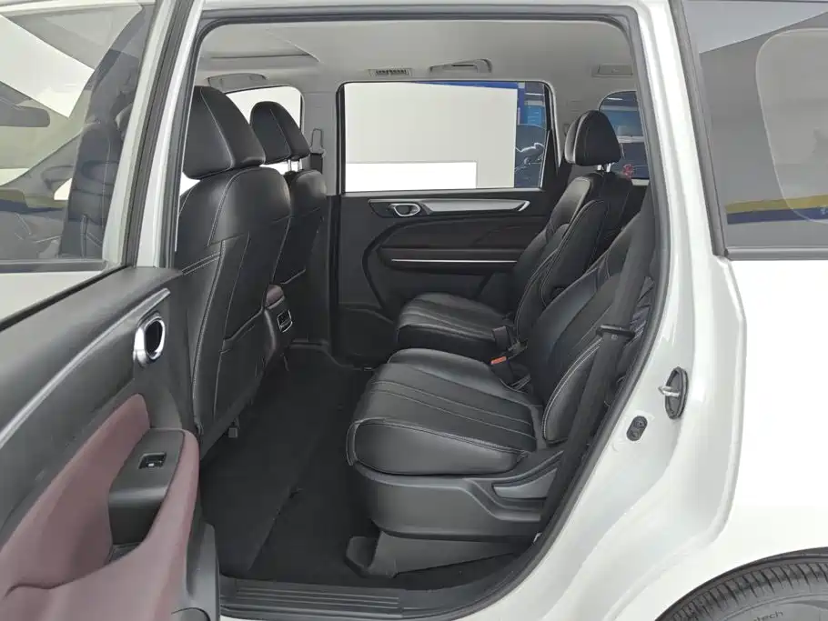 GAC Motor Trumpchi M6 — миниатюра 11