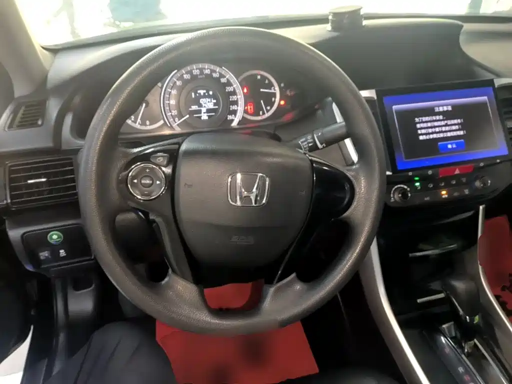 Honda Accord — миниатюра 11