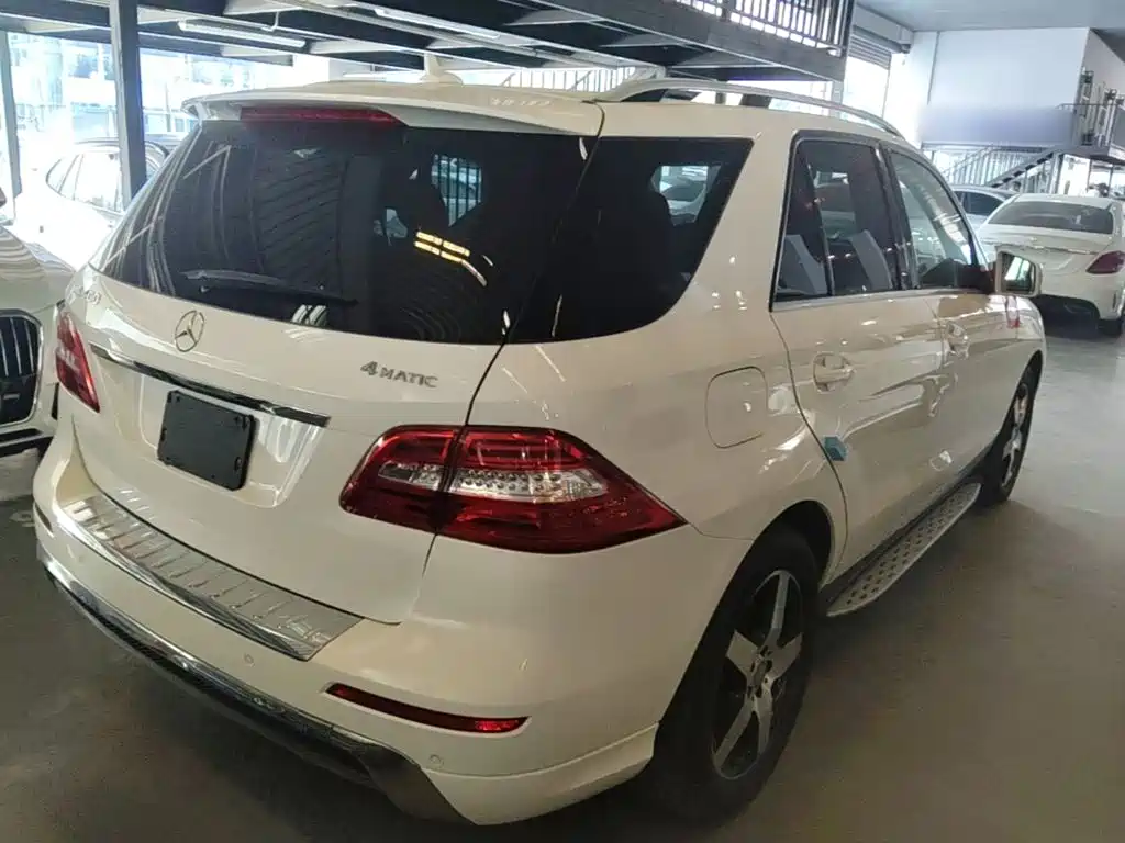 Mercedes-Benz M-Class — миниатюра 5