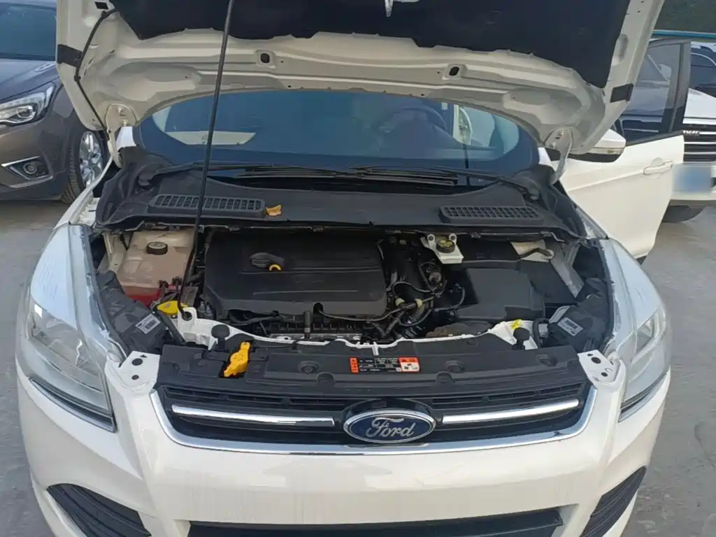 Ford Kuga — миниатюра 20