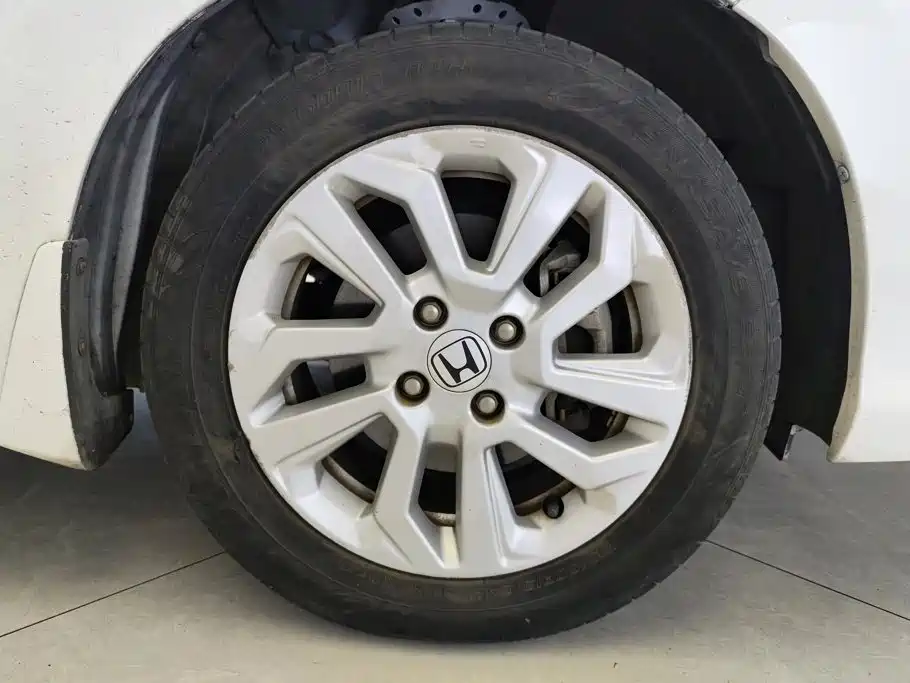 Honda Fit — миниатюра 6