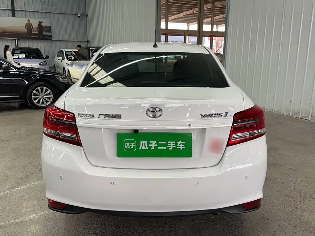 Toyota Yaris L — миниатюра 14