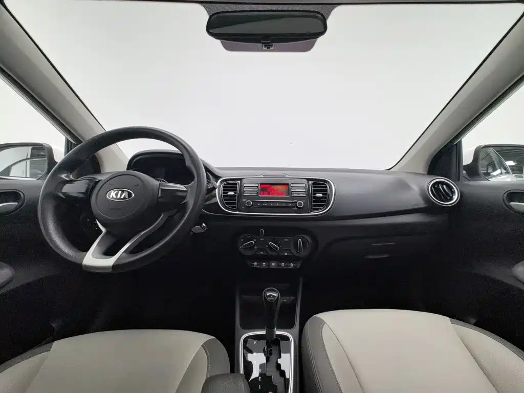 Kia Huanchi — миниатюра 5