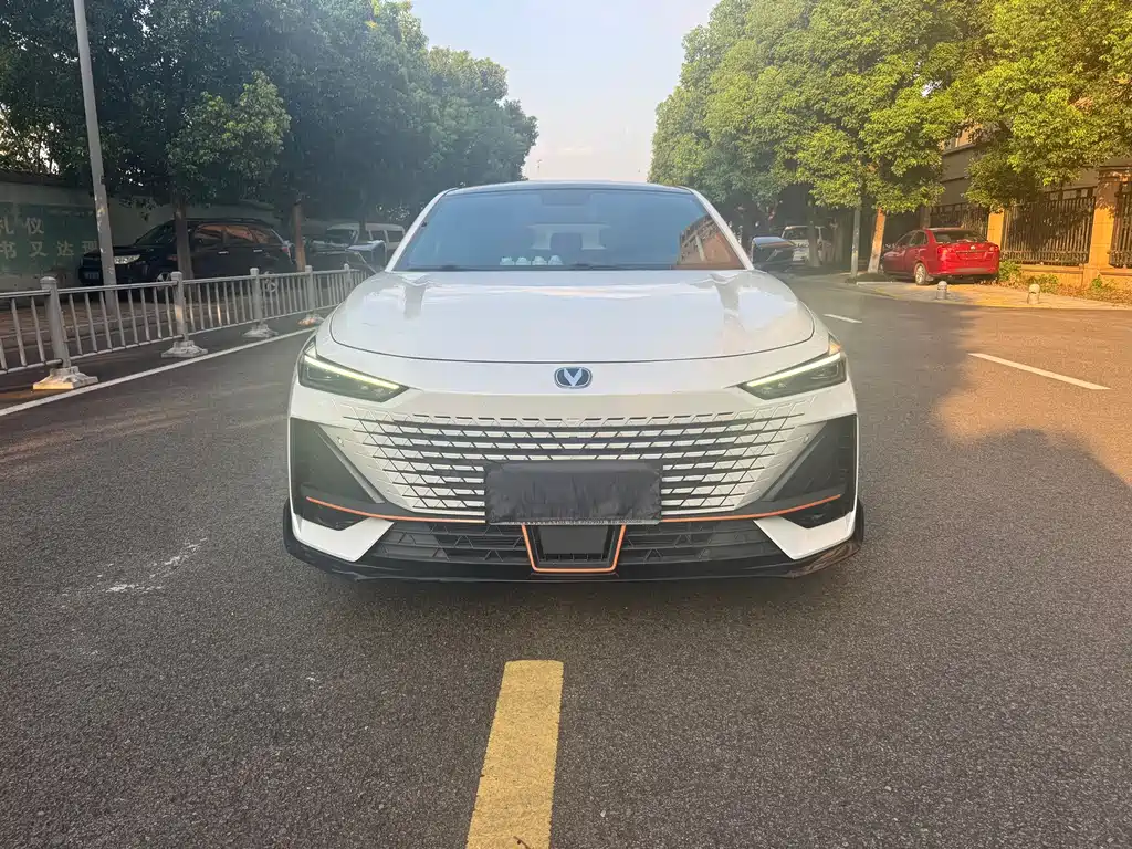 Changan UNI-V — миниатюра 2