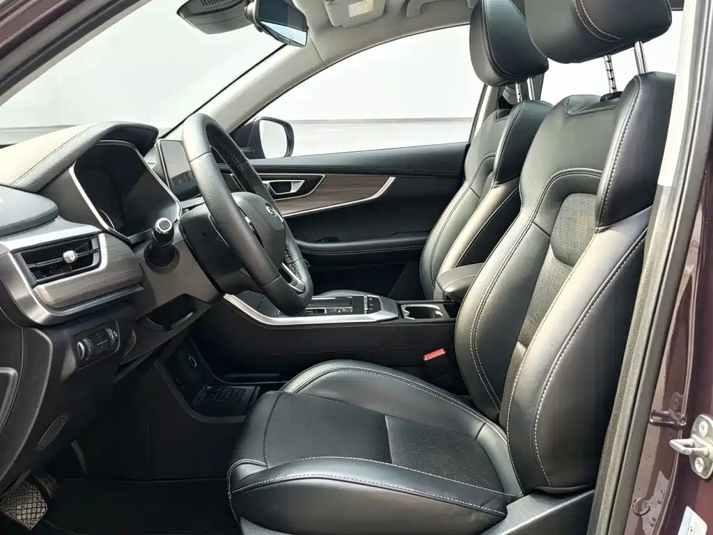 Chery Tiggo 8 — миниатюра 4